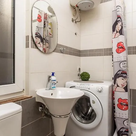 Beautiful Downtown * غييكا