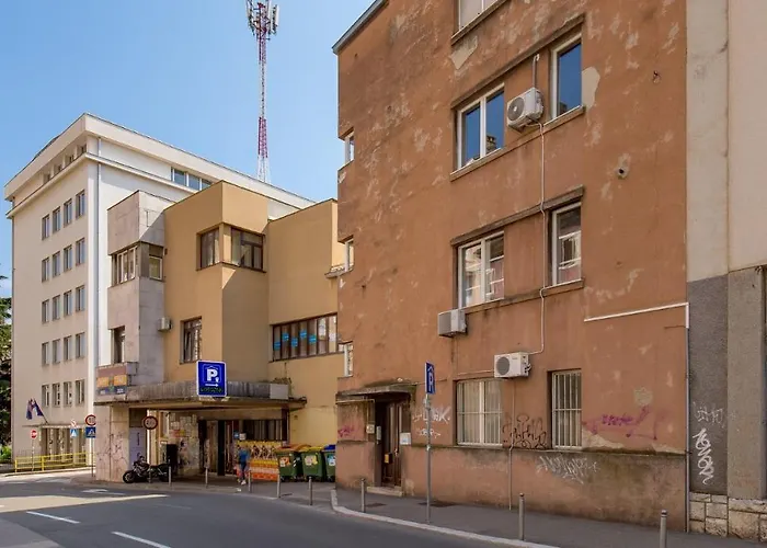 Beautiful Downtown Apartamento